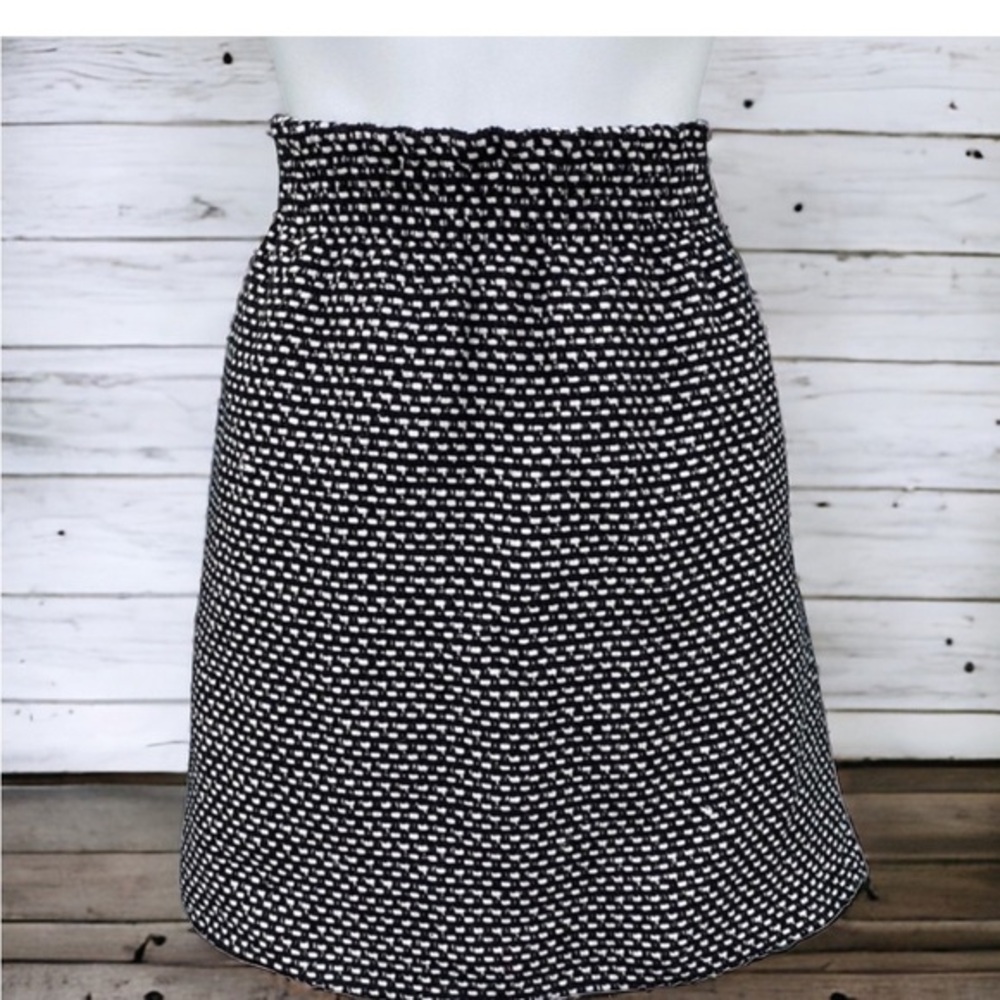J. Crew woven black/white knit tailored pencil skirt with 2 pockets